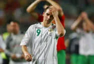... và nỗi buồn của David Healy. ... và nỗi buồn của David Healy.